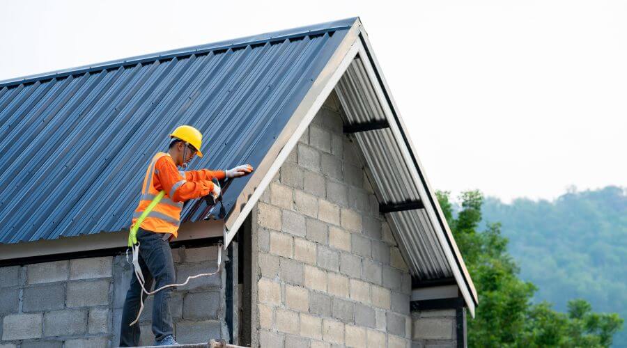Professional residential roofers in Medina, TX
